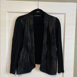 Velvet faux-leather open jacket/cardigan. Size M. Very good condition.